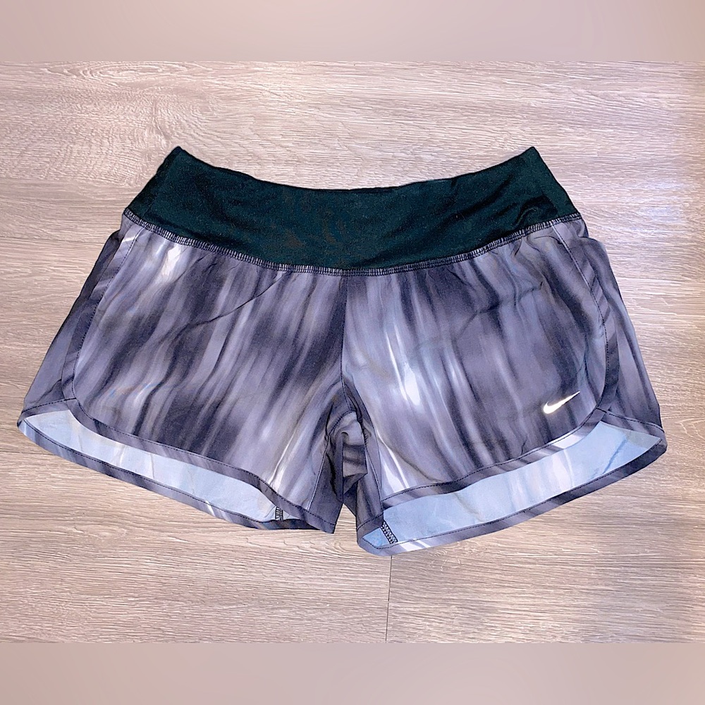 Women’s Nike DRI-FIT Running Shorts XS